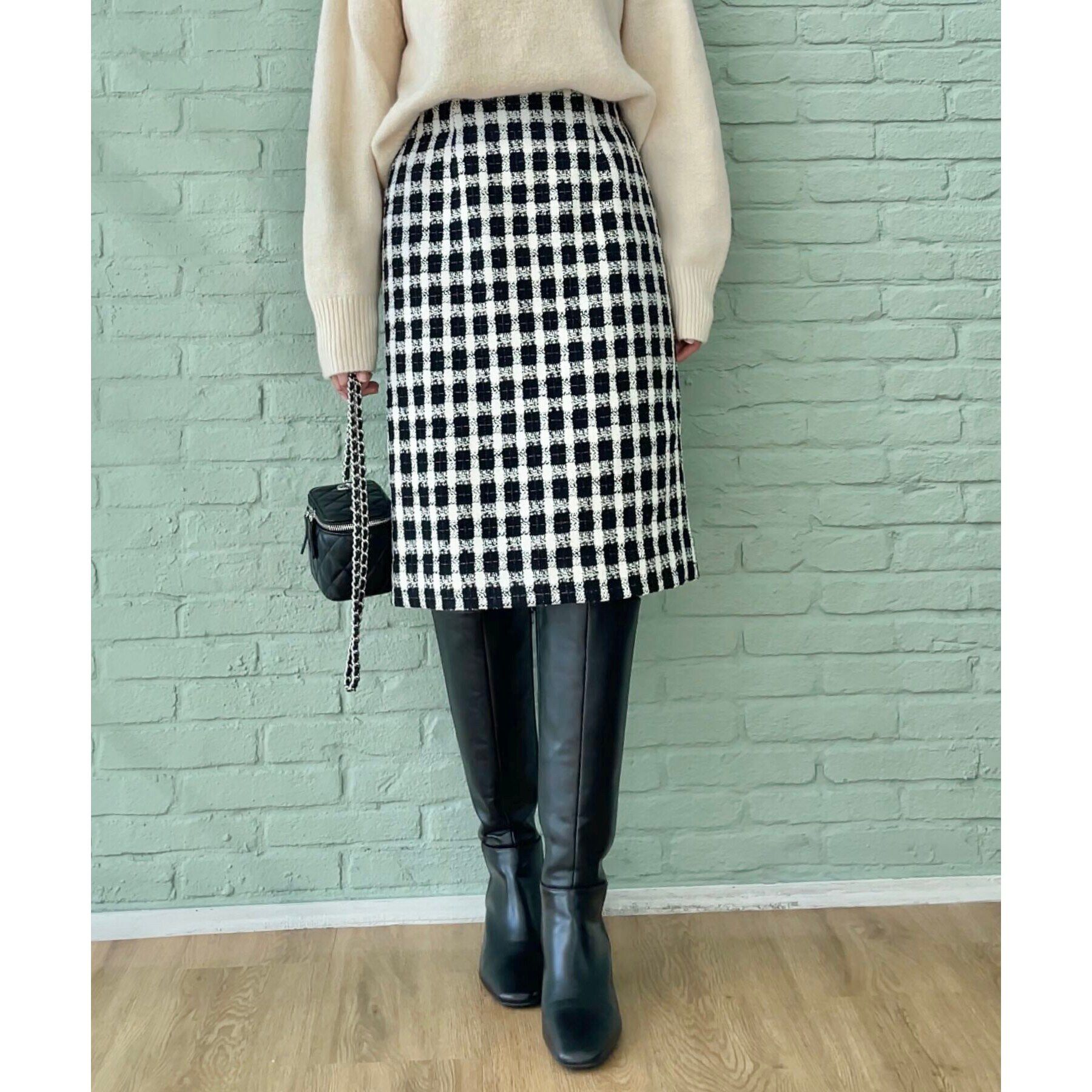 Couture broach「【オトナ女子の垢抜け膝丈スカート】モールチェックツイードナロースカート」|スカート|