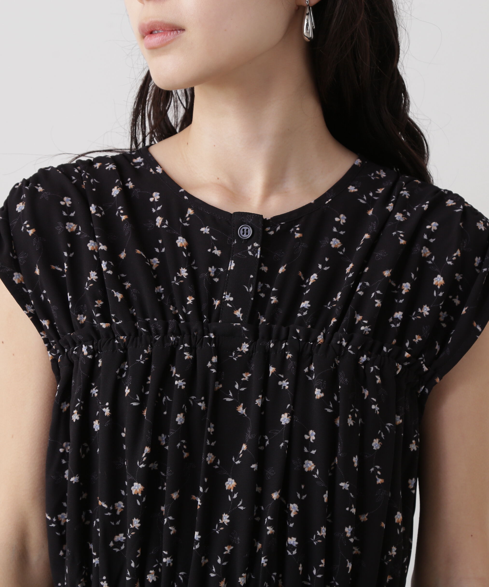  「シフォンフラワープリントワンピース」|ワンピース|