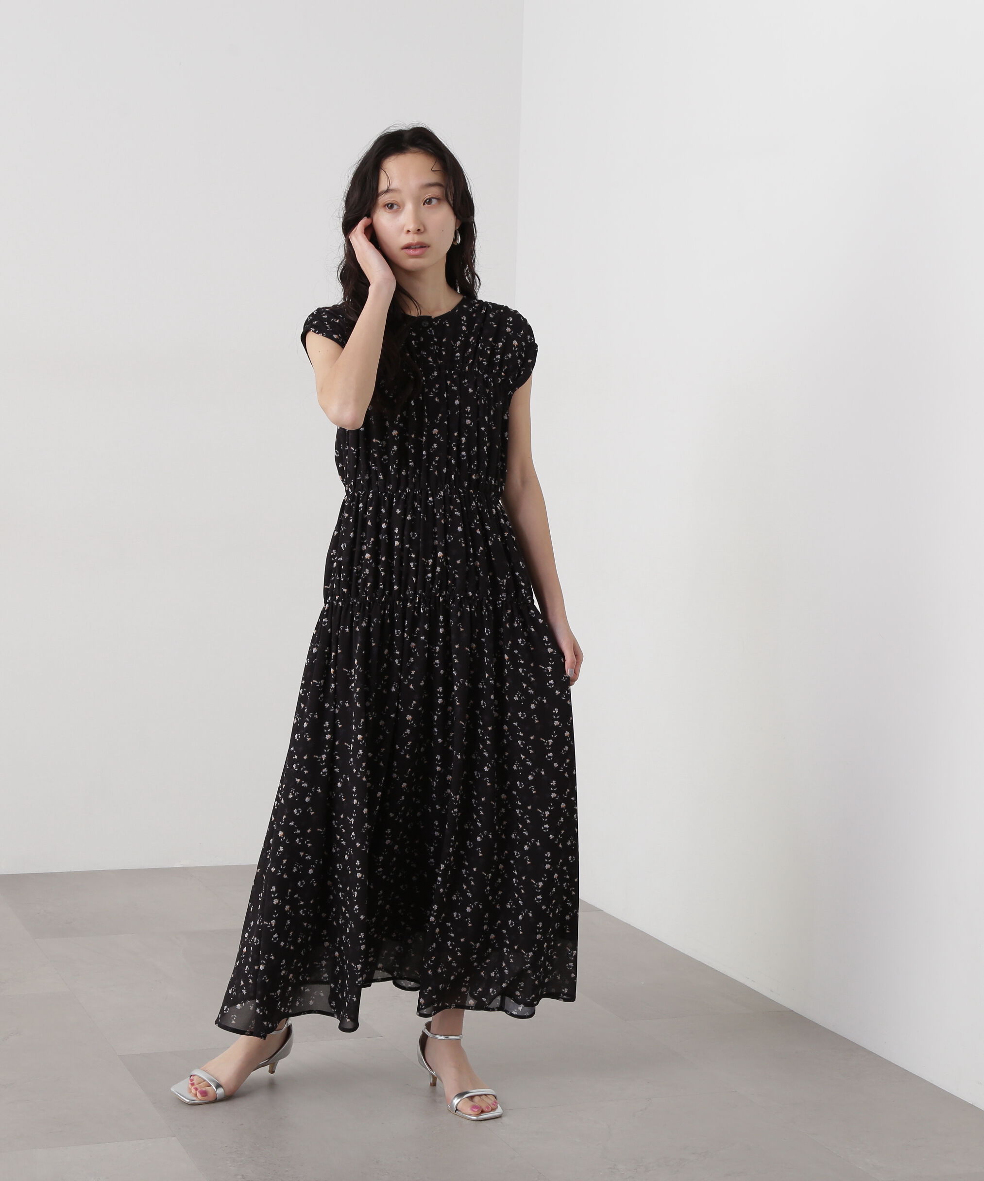  「シフォンフラワープリントワンピース」|ワンピース|