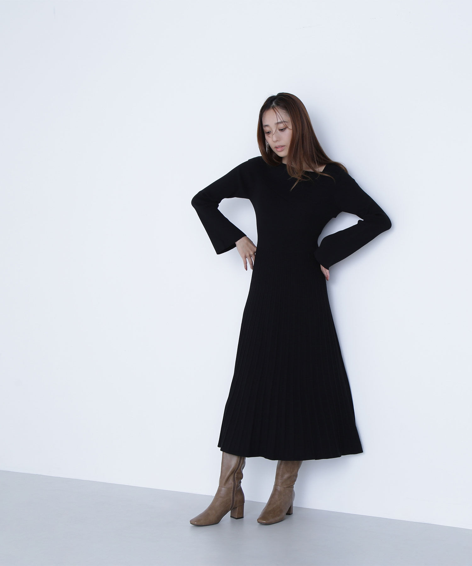  「アシメネックニットワンピース」|ワンピース|