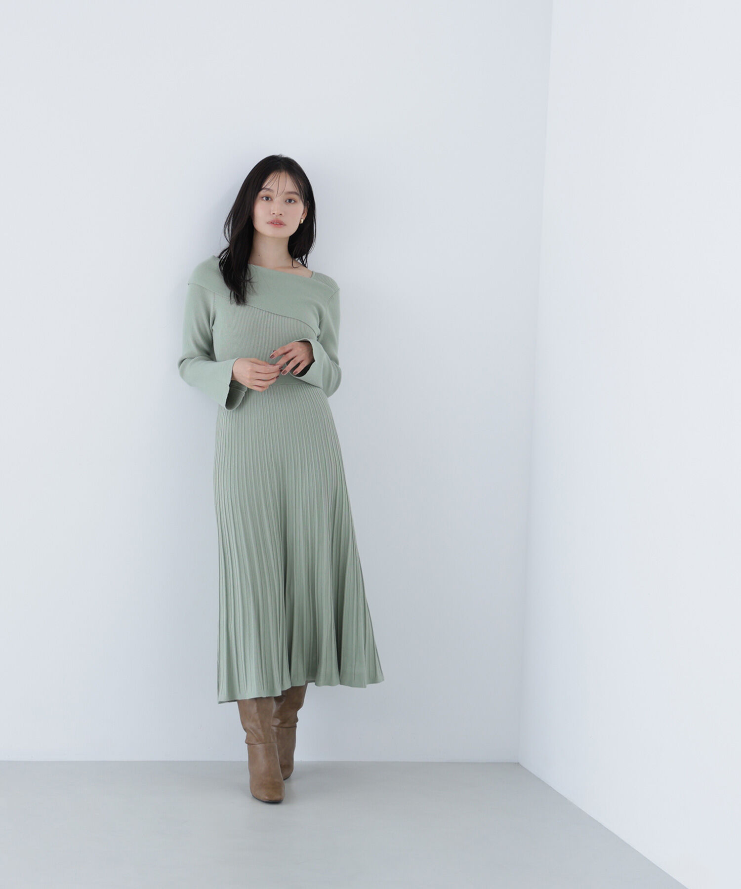  「アシメネックニットワンピース」|ワンピース|