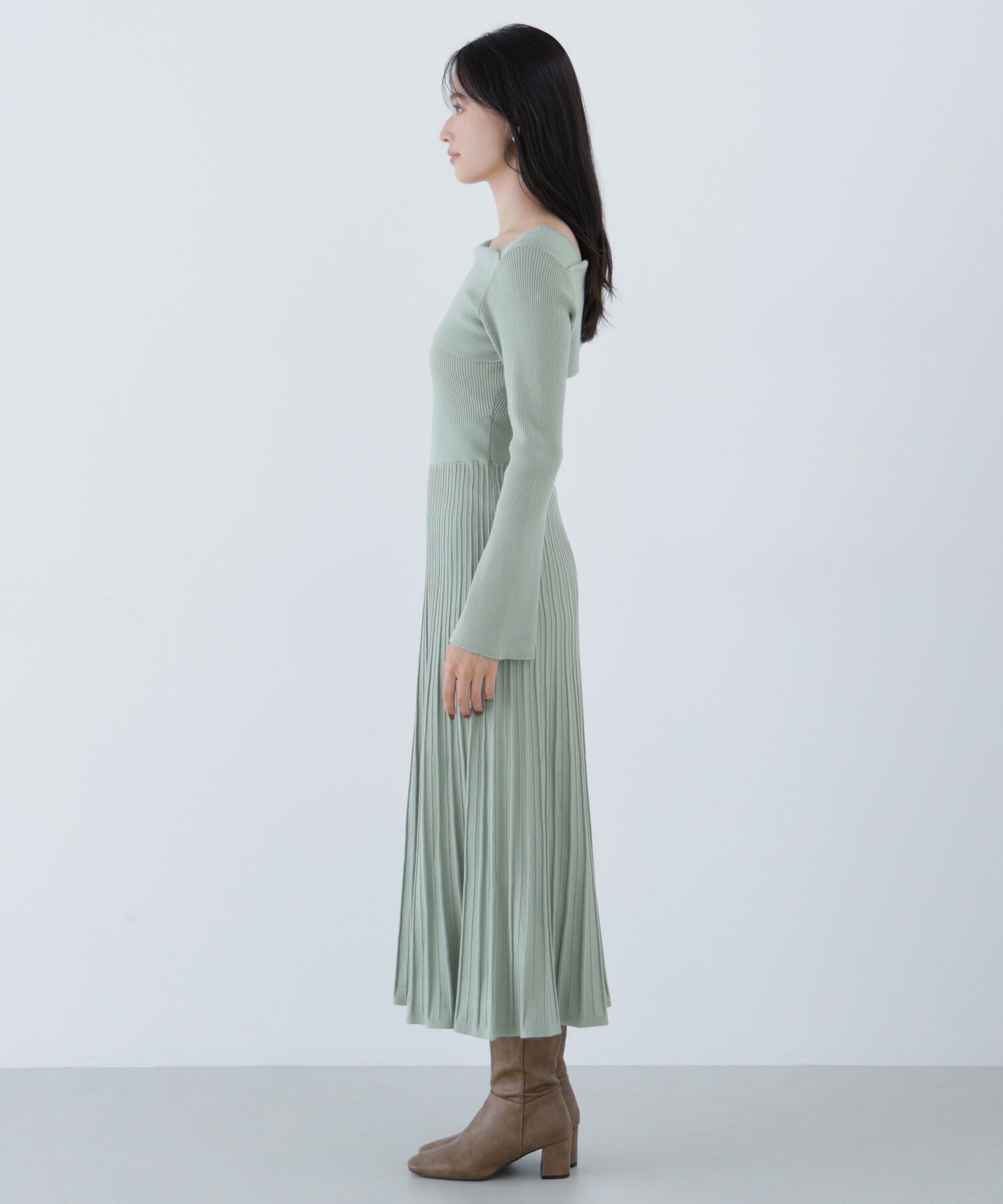  「アシメネックニットワンピース」|ワンピース|