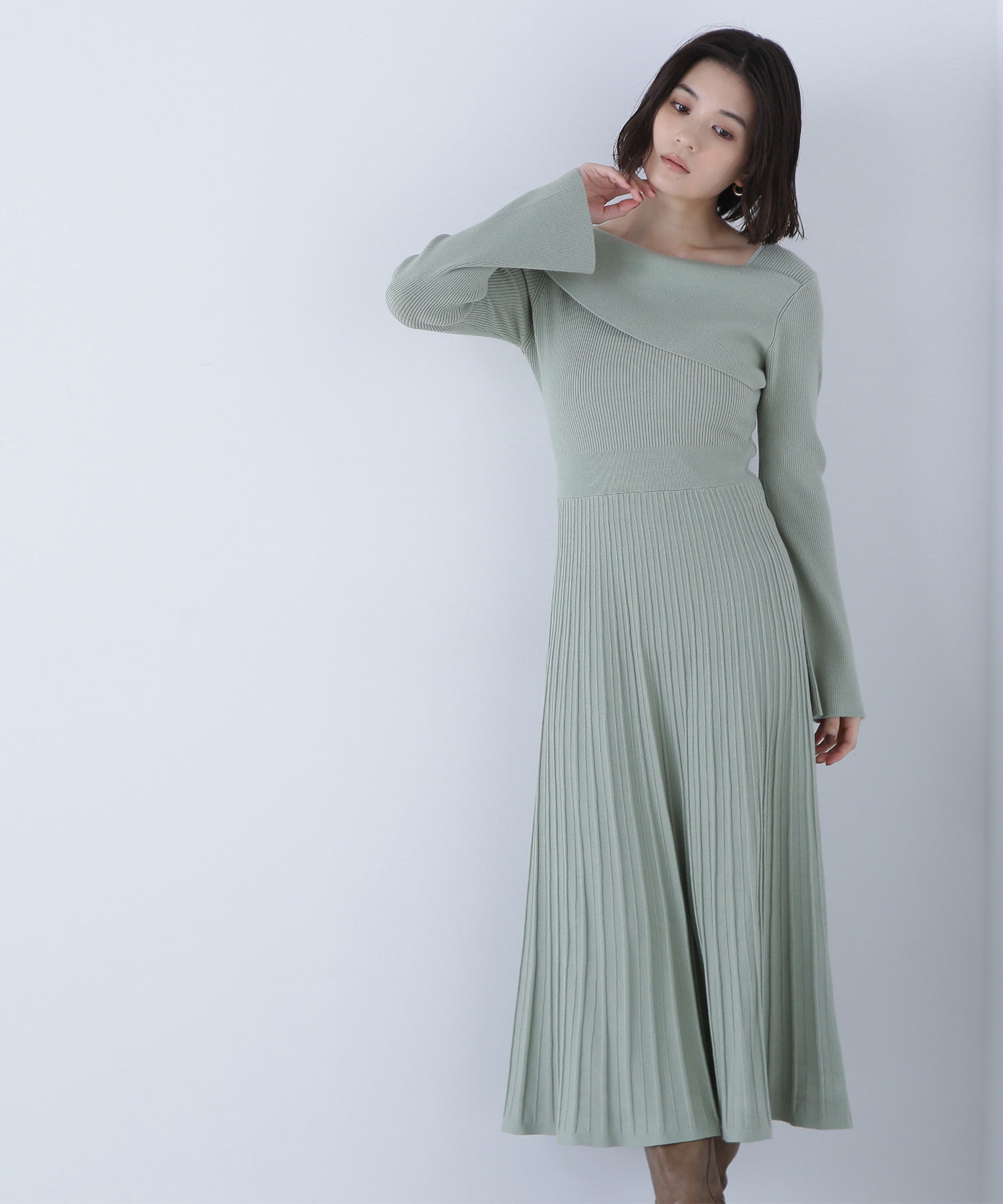  「アシメネックニットワンピース」|ワンピース|