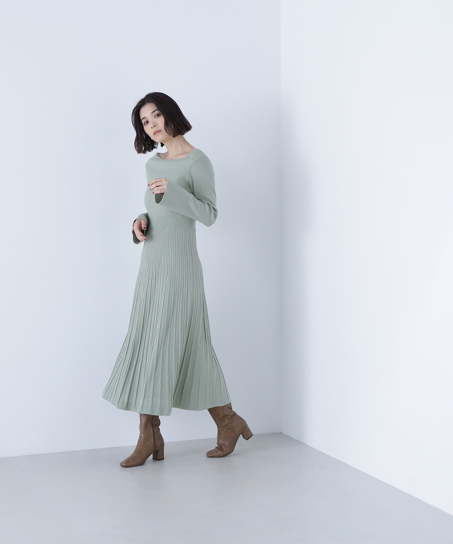  「アシメネックニットワンピース」|ワンピース|