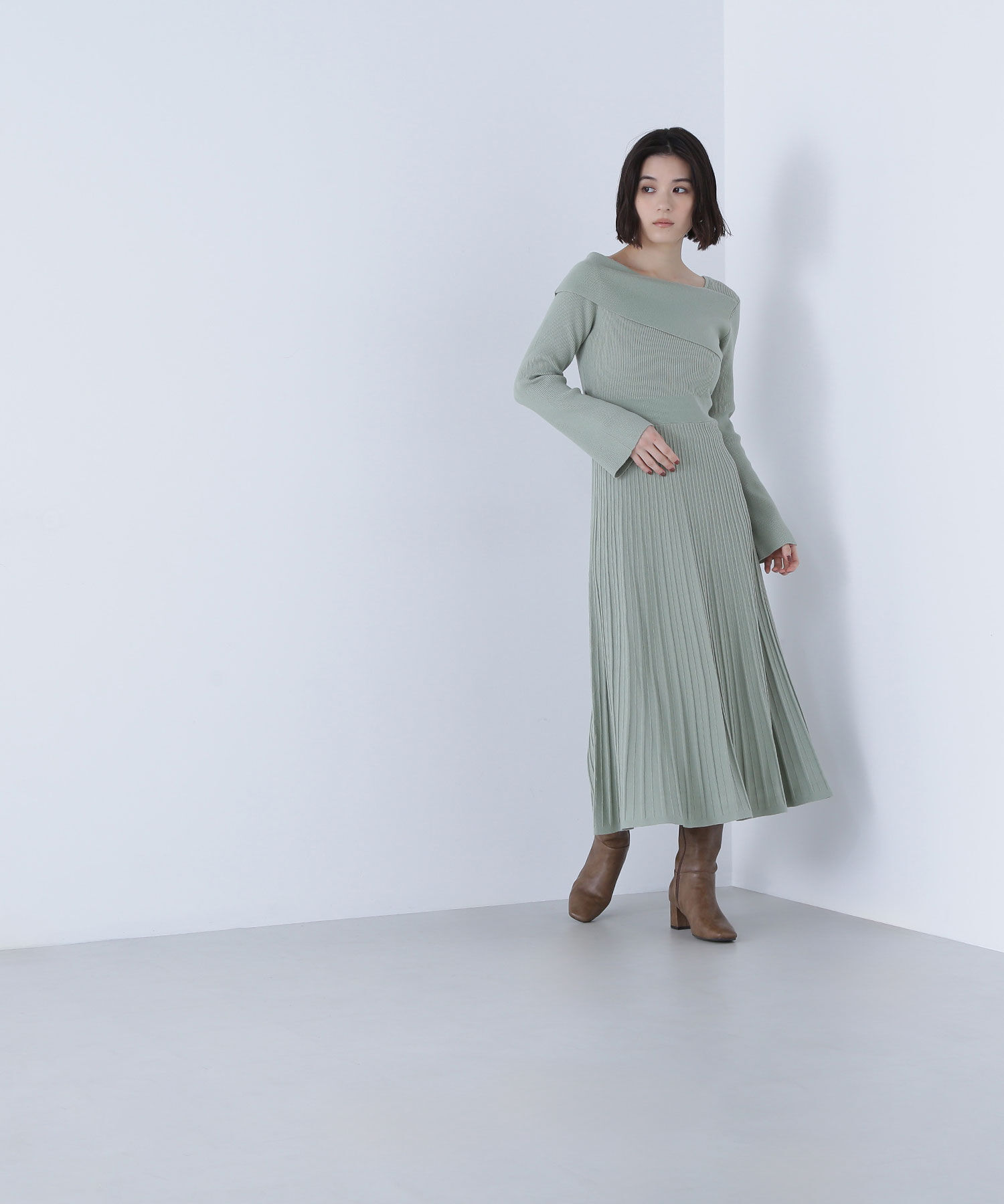  「アシメネックニットワンピース」|ワンピース|