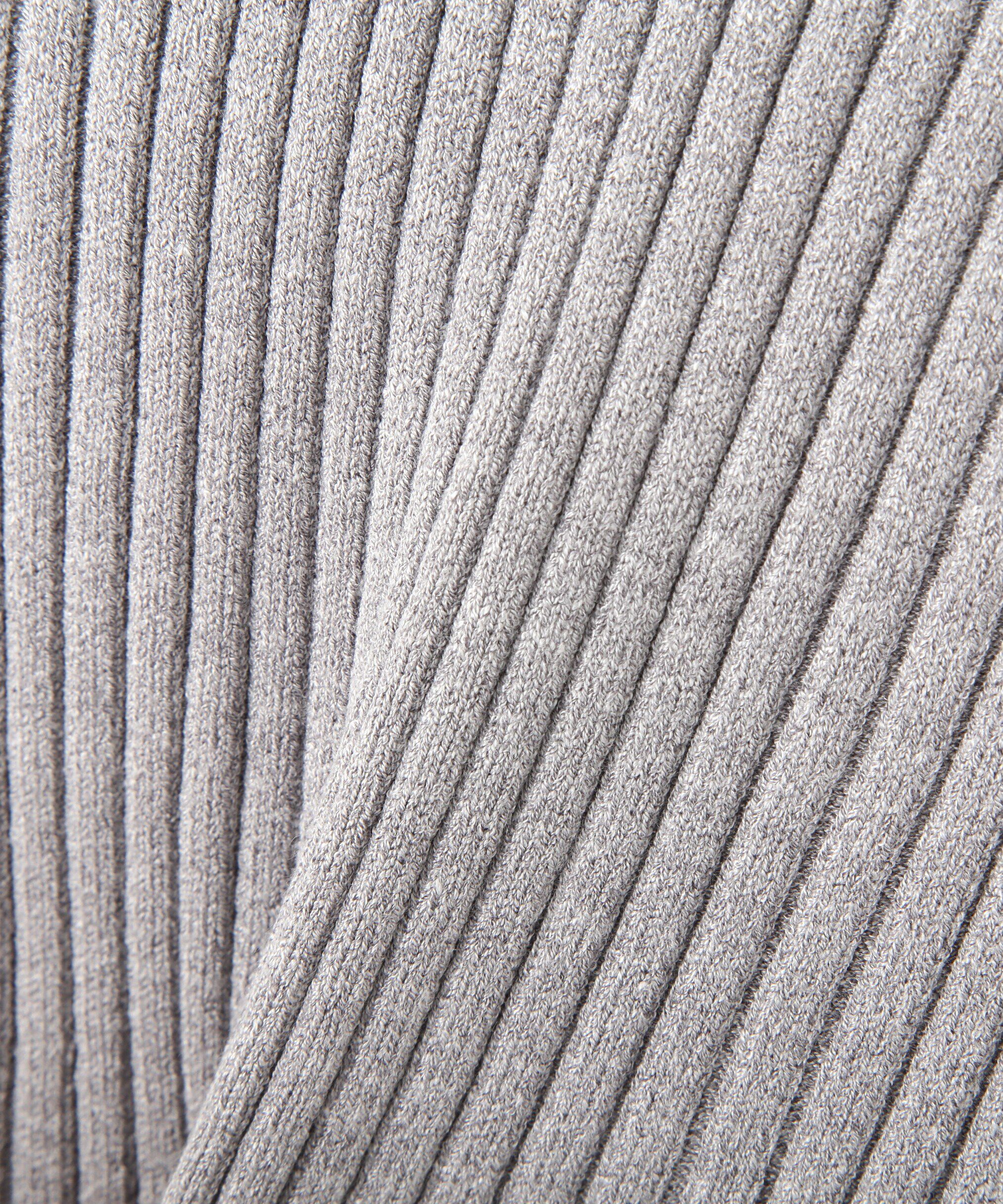  「ロゴジャガードコンパクトニット」|ニット・セーター|