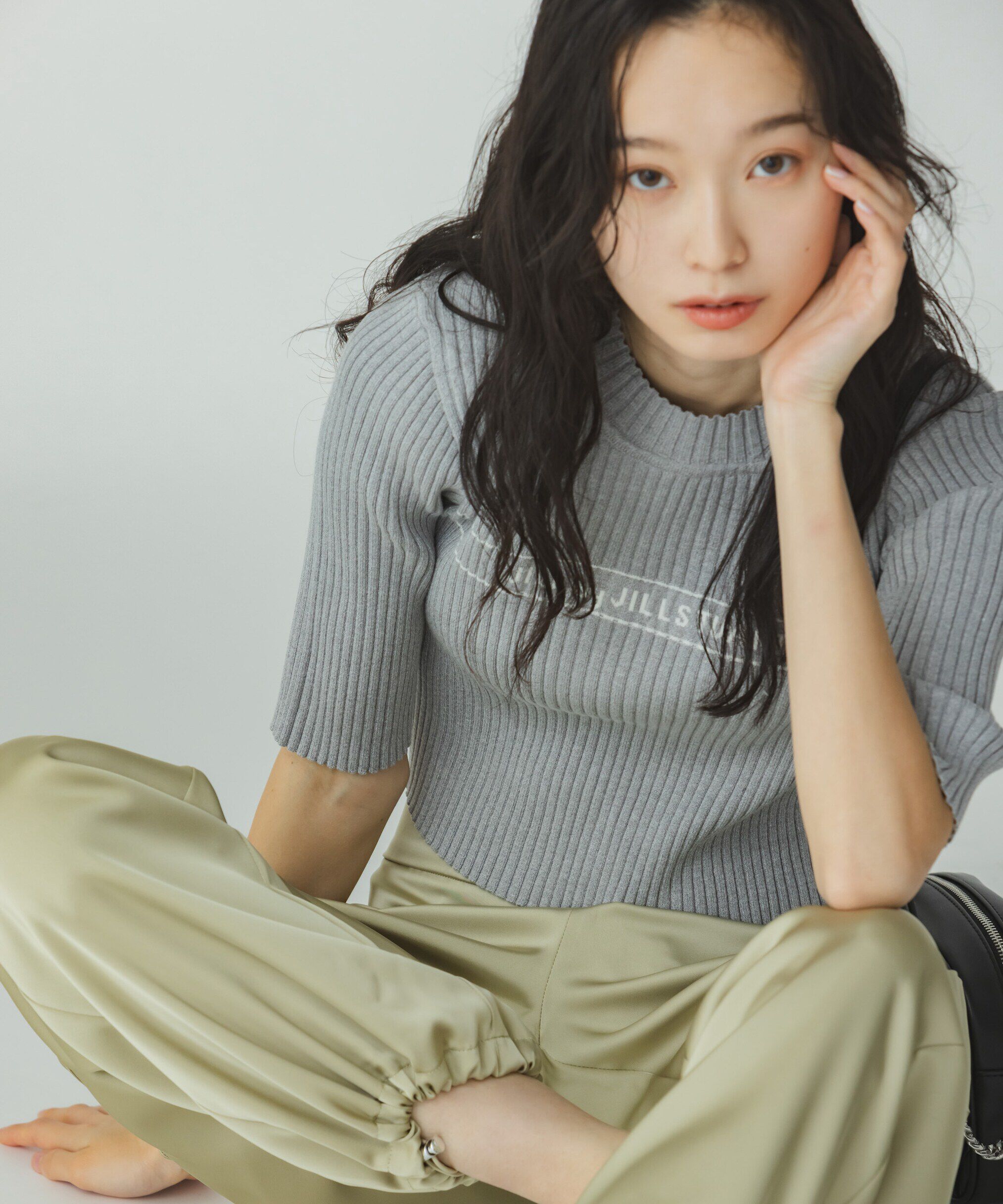  「ロゴジャガードコンパクトニット」|ニット・セーター|