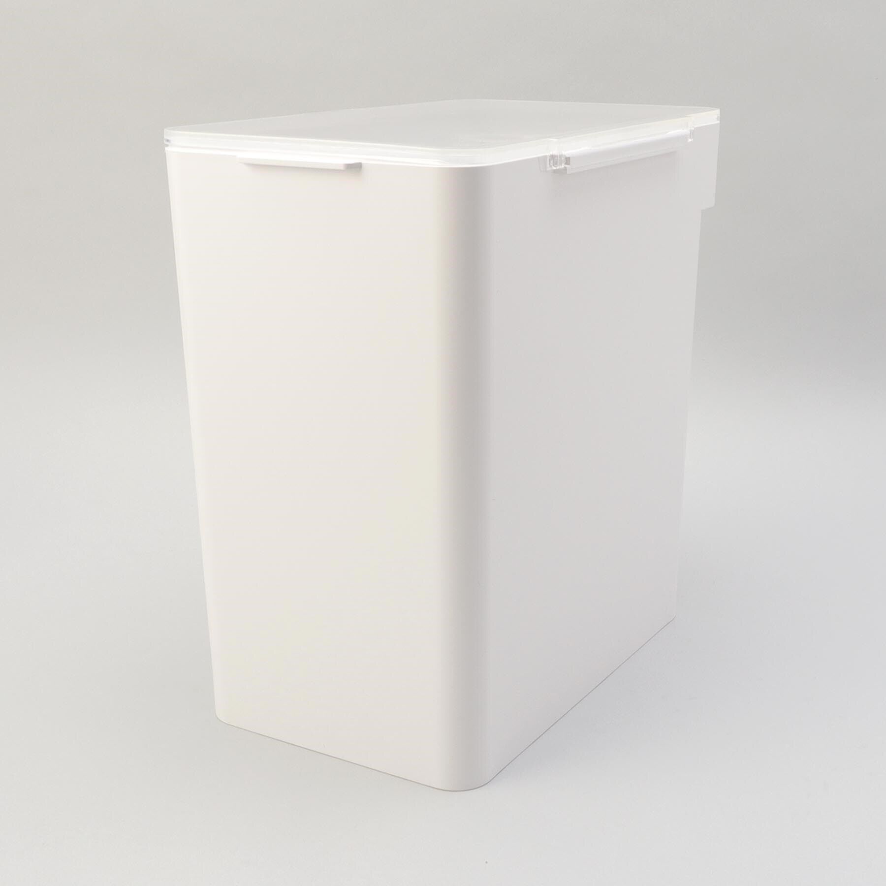 212 KITCHEN STORE「密閉米びつ タワー 10kg 計量カップ付 WH 山崎実業 ＜tower タワー＞」|食器・キッチングッズ|