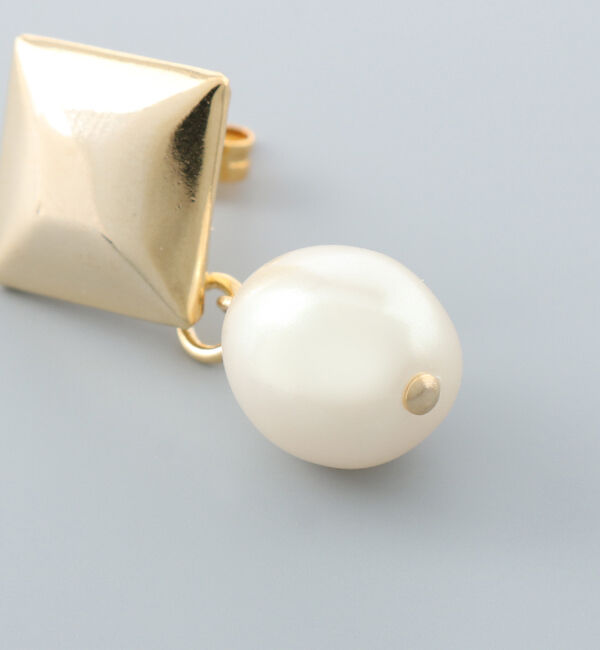  「Vintique ゴールドスタッズ&times;パール ピアス」|ピアス|