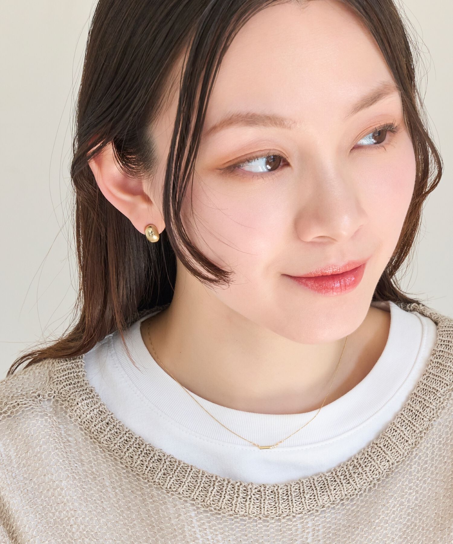 Phoebe「【ピアス見えシリーズ/金属アレルギー対応】オーバルフープスナップイヤリング　ゴールド」|イヤリング|