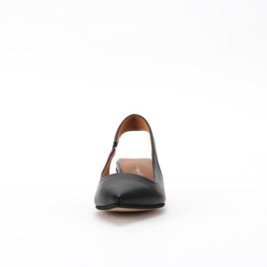 銀座かねまつ「NB250203SHPBLK 【本革】メタリックヒールスリングバックパンプス」|パンプス|