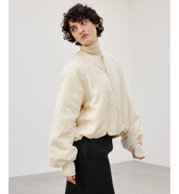 BEIGE,「NIQUET / ノーカラーブルゾン」|ブルゾン・スタジャン|