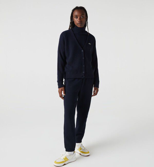 LACOSTE「プレーンVネックニットカーディガン」|カーディガン|