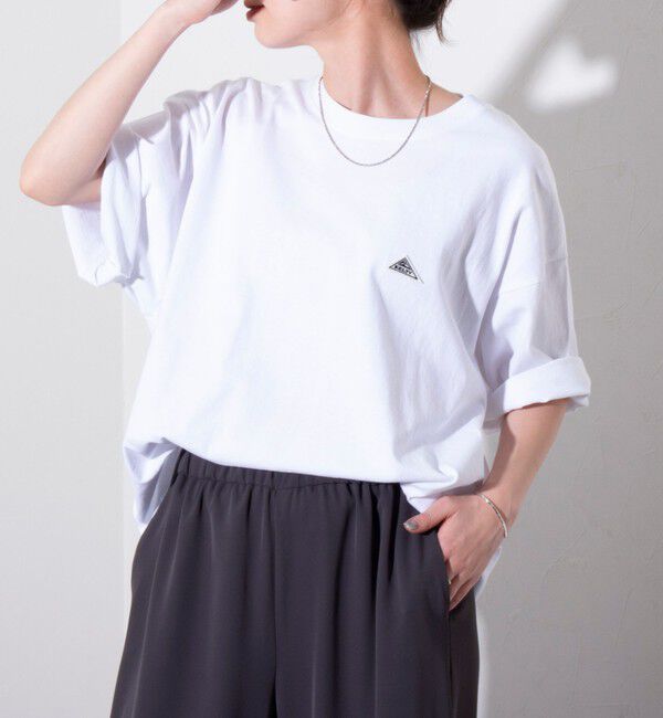 GLOSTER「【KELTY&times;GLOSTER】別注 バックタイポロゴプリントTシャツ ワンポイントワッペン」|Tシャツ・カットソー|