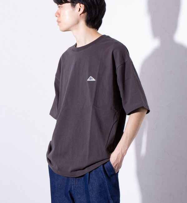 GLOSTER「【KELTY&times;GLOSTER】別注 バックタイポロゴプリントTシャツ ワンポイントワッペン」|Tシャツ・カットソー|