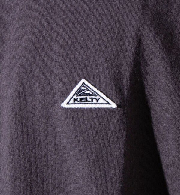 GLOSTER「【KELTY&times;GLOSTER】別注 バックタイポロゴプリントTシャツ ワンポイントワッペン」|Tシャツ・カットソー|