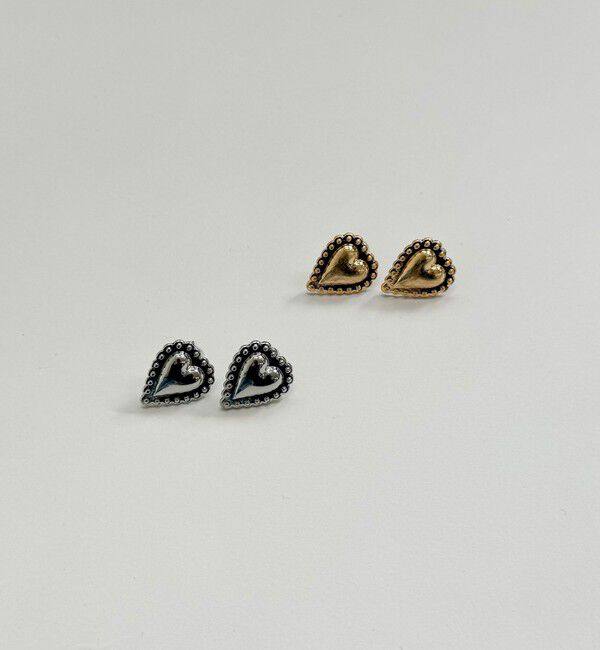fredy emue「ヴィンテージ風ハートピアス」|ピアス|