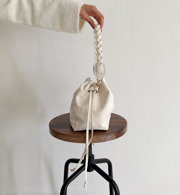 fredy emue「三つ編みハンドル巾着バッグ」|ショルダー・メッセンジャー|