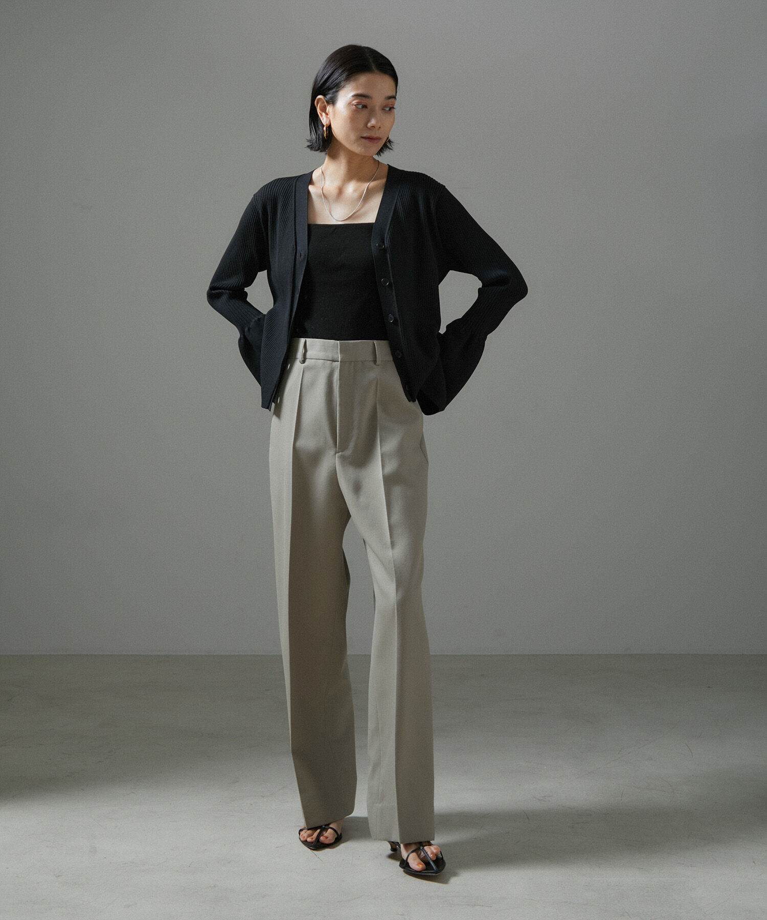 SALON adam et rope'「フレアースリーブリブVネックカーディガン【洗える】」|カーディガン|