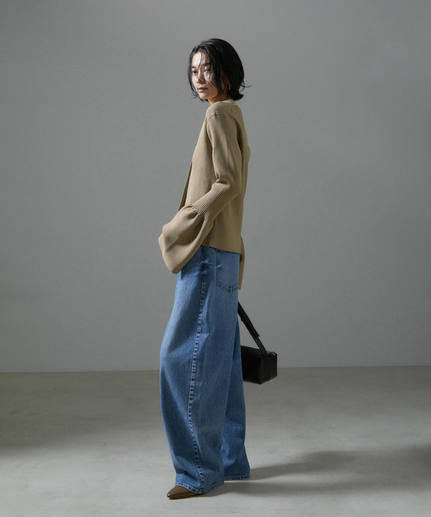 SALON adam et rope'「フレアースリーブリブVネックカーディガン【洗える】」|カーディガン|