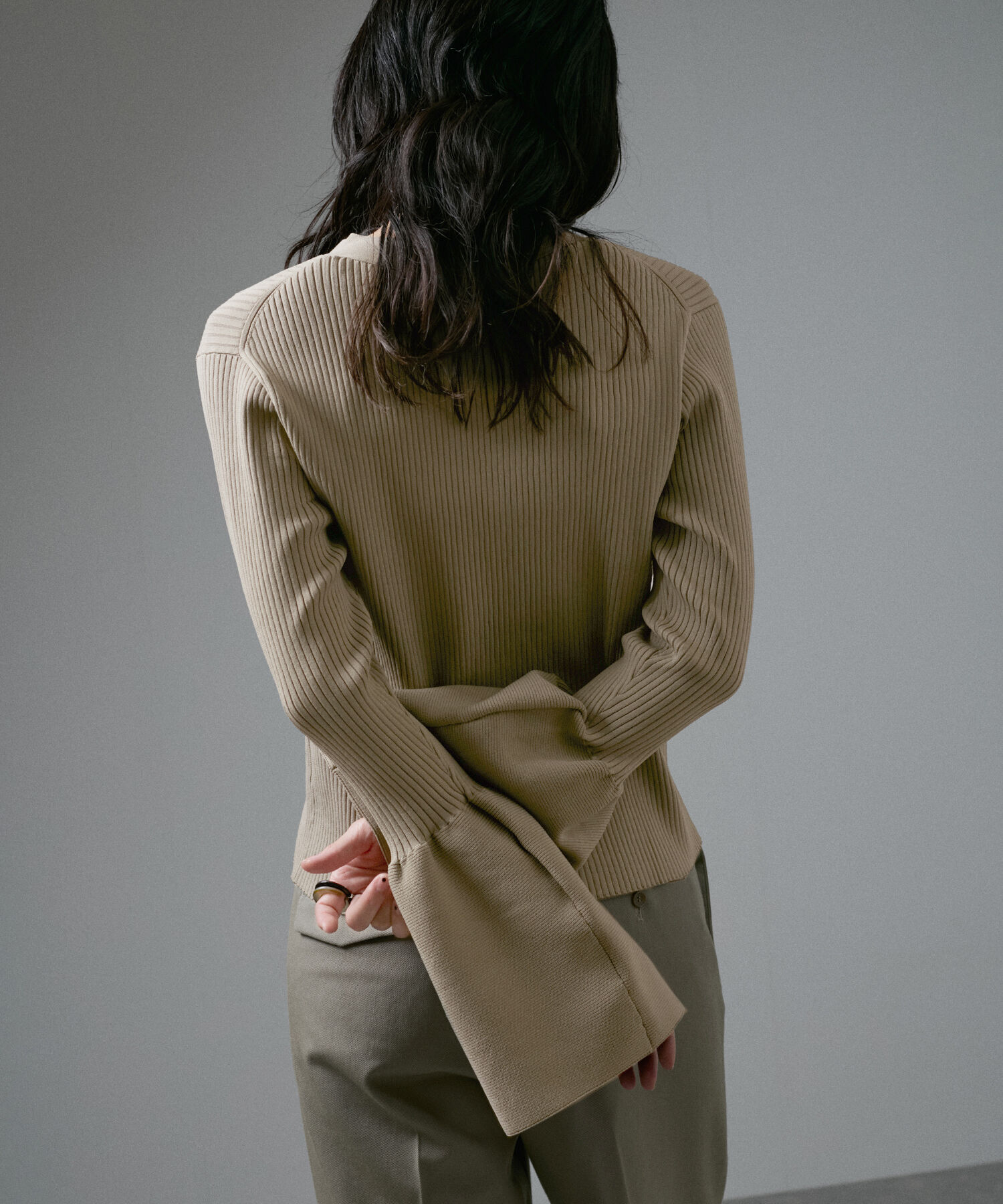 SALON adam et rope'「フレアースリーブリブVネックカーディガン【洗える】」|カーディガン|