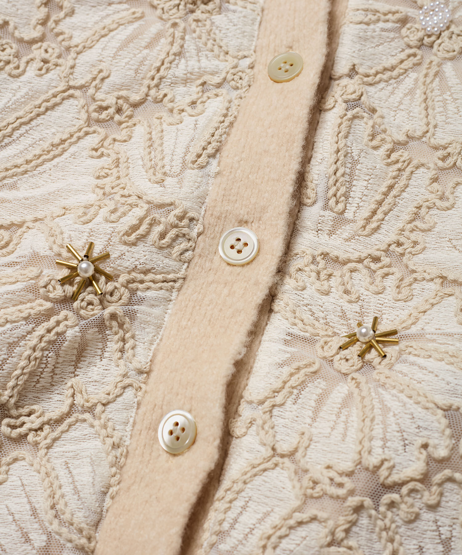 SALON adam et rope'「ヤクウールフラワーレースストラータカーディガン」|カーディガン|