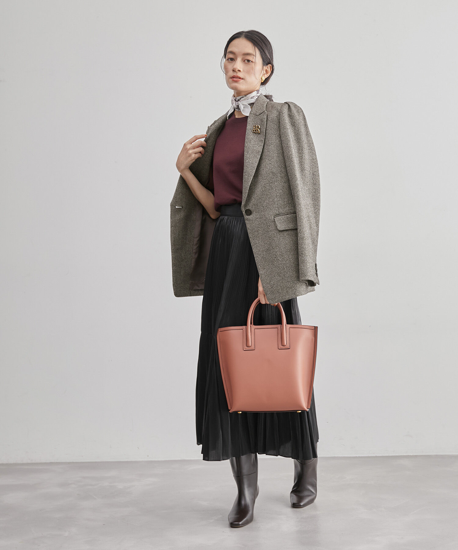 ROPE「【雑誌掲載】ヘリンボーンウエストシェイプジャケット/セットアップ対応」|テーラードジャケット|