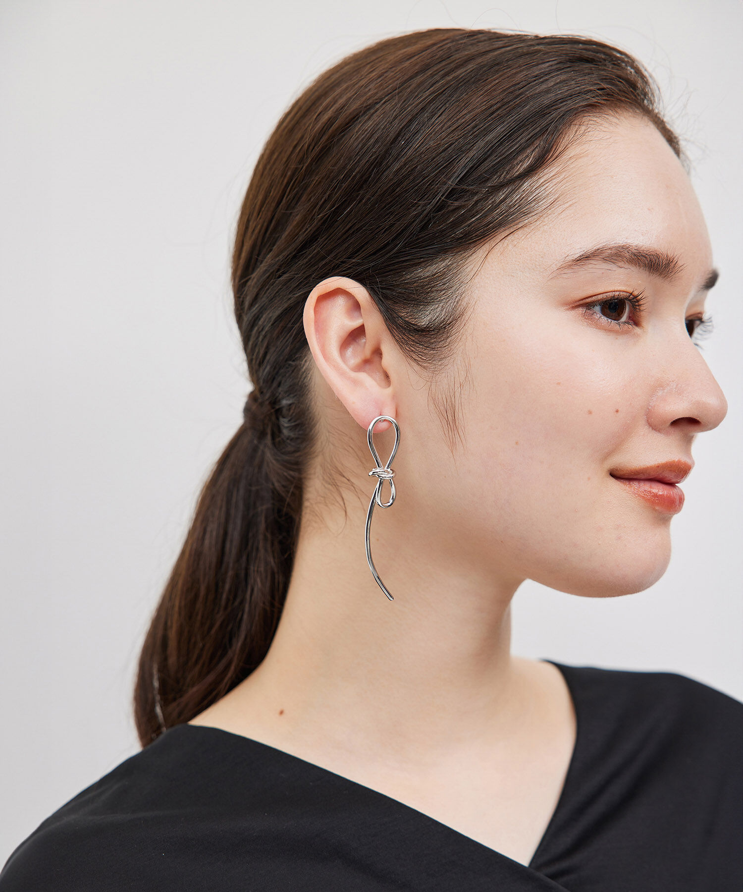 ROPE「【雑誌掲載】ラインモチーフアシンメトリーピアス【メディア掲載】」|ピアス|