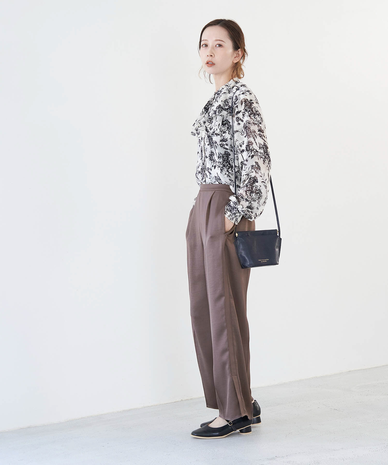 Rope&rsquo;Picnic「【emur】サテンサイドスリットパンツ」|その他|