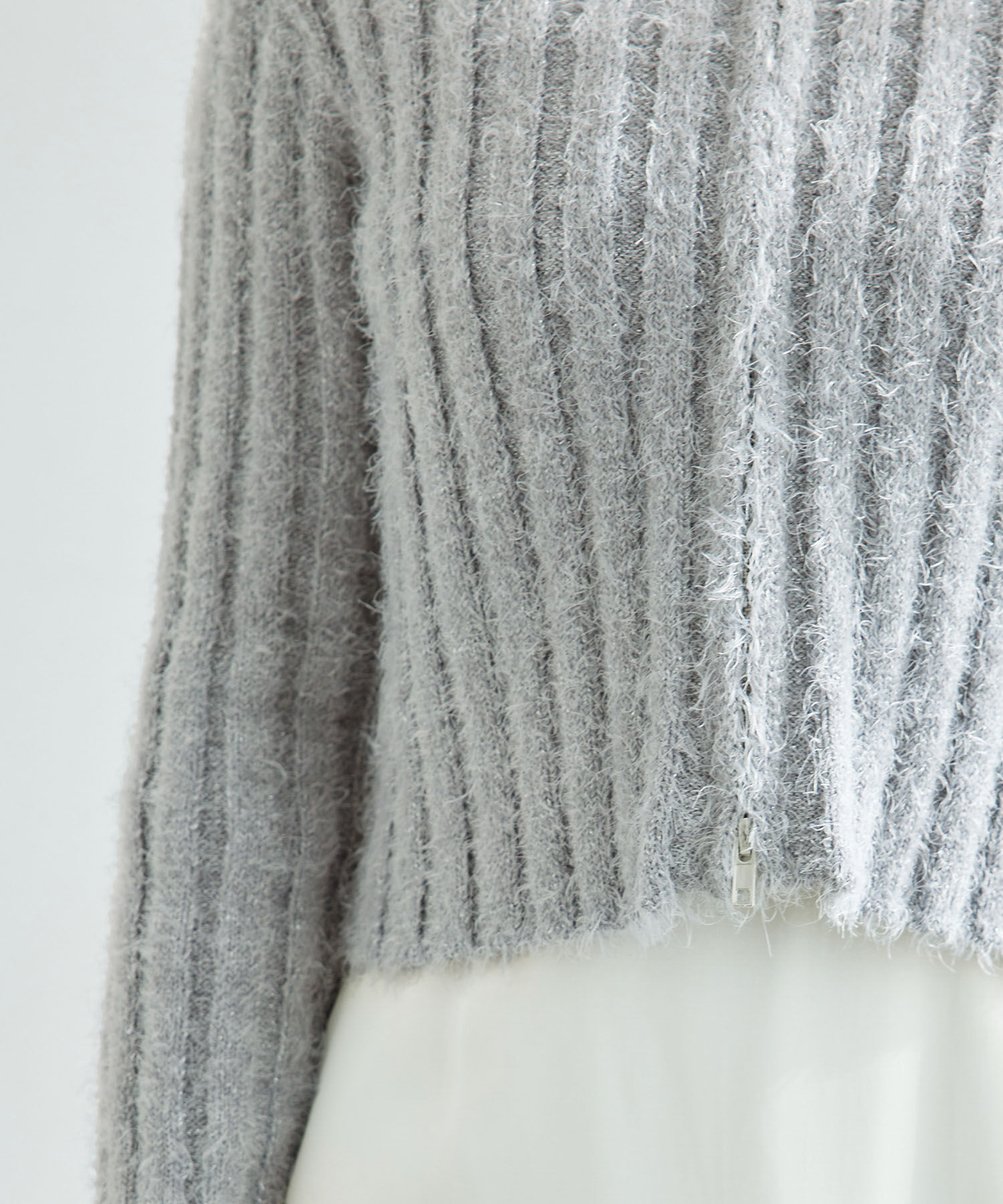 Rope&rsquo;Picnic「【一部店舗限定】ラメフェザー衿付ジップカーディガン」|カーディガン|