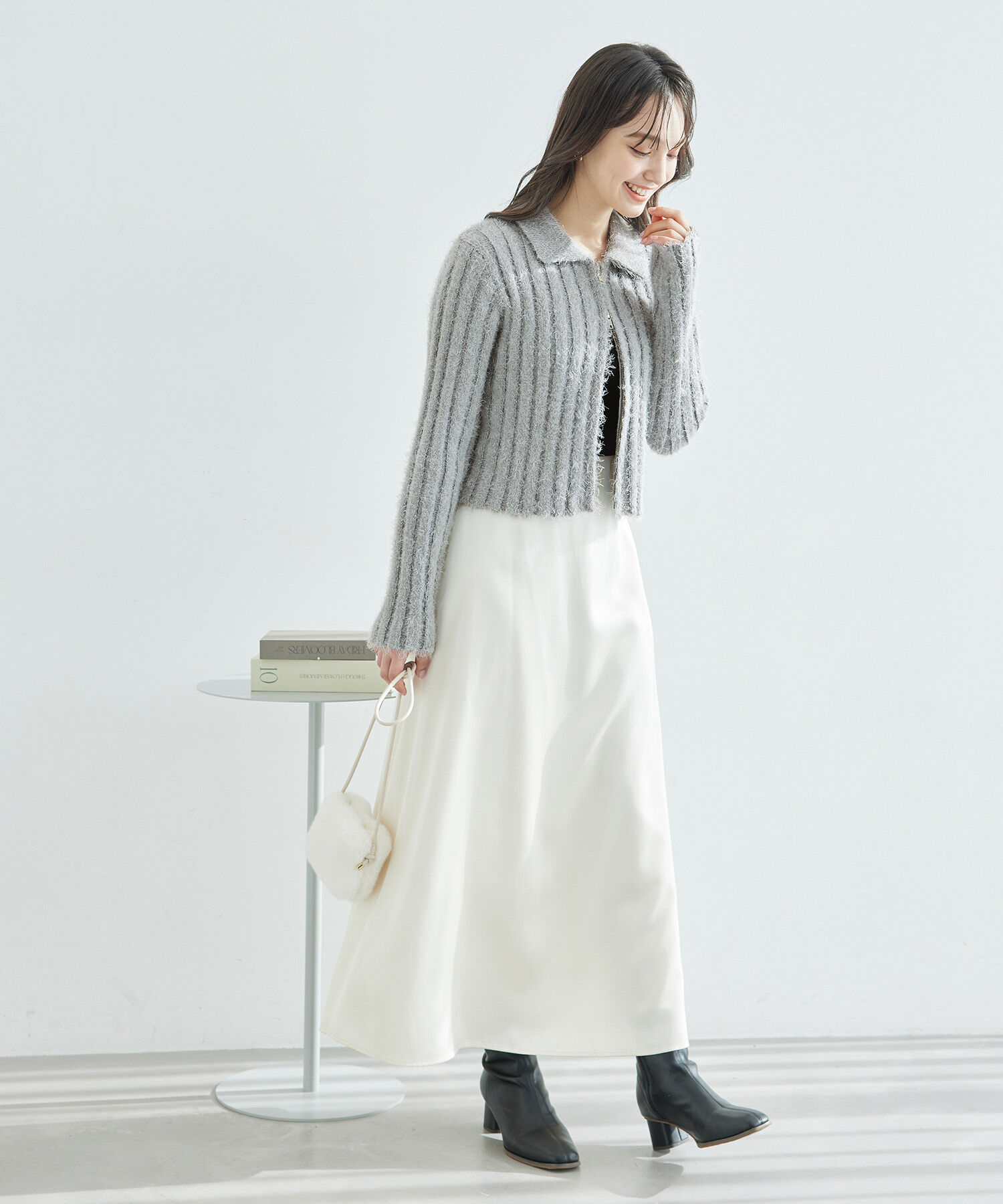 Rope&rsquo;Picnic「【一部店舗限定】ラメフェザー衿付ジップカーディガン」|カーディガン|