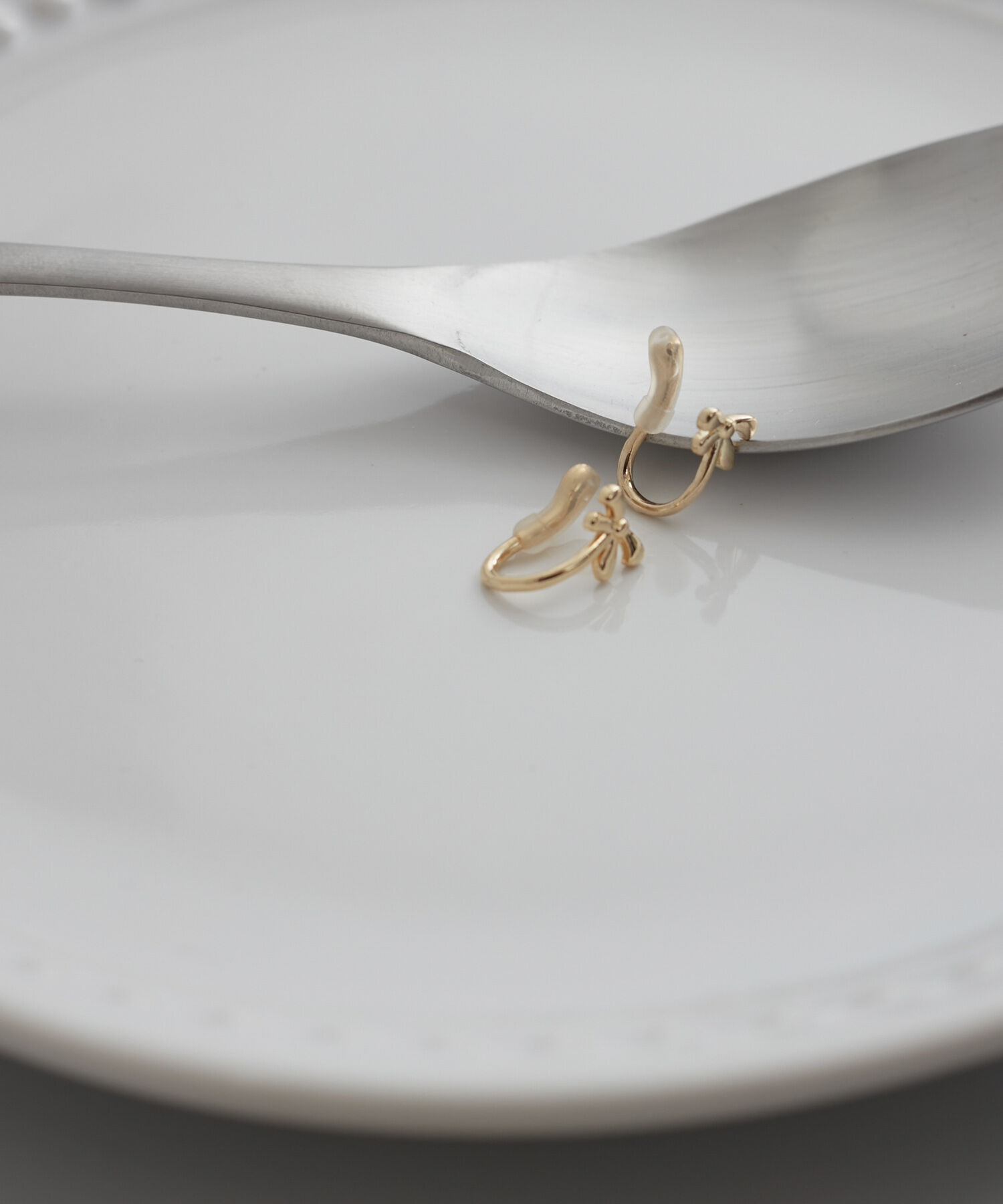 ROPE PICNIC PASSAGE「プチノンホールピアス」|イヤリング|ゴールド(90)