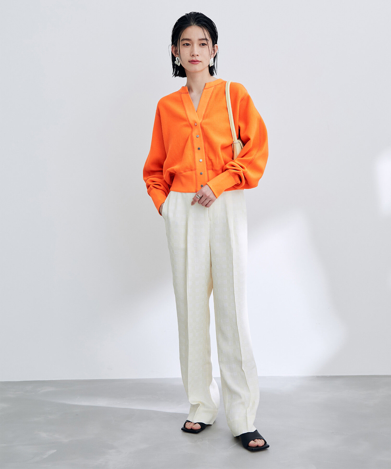 ADAM ET ROPE'「【サステナブル】キーネックスナップカーディガン」|カーディガン|