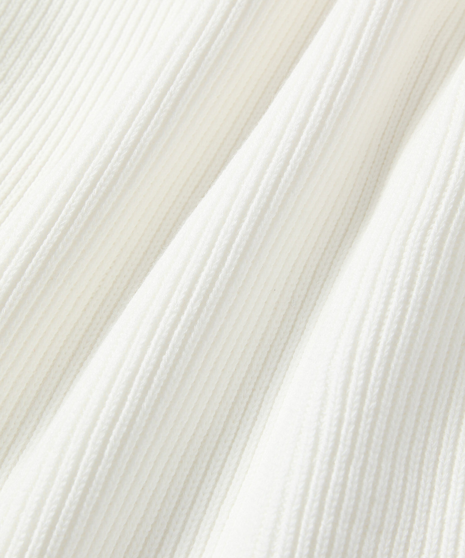 ADAM ET ROPE'「オーガニックコットンキーネックフォルムカーディガン」|カーディガン|