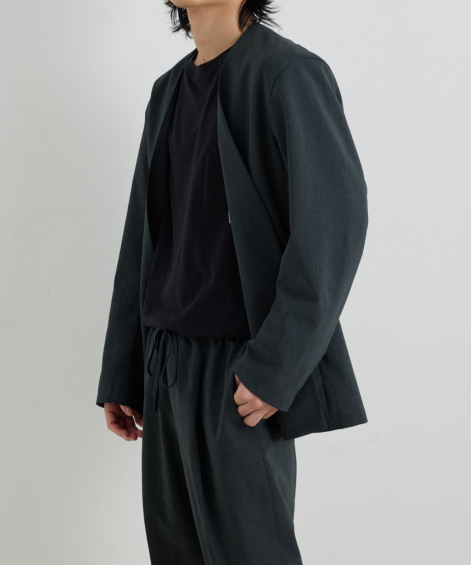 ADAM ET ROPE'「【RIRANCHA/リランチェ】ノーカラージャケット セットアップ / 速乾 / 冷感 / イージーケア / ユニセックス」|スーツ|