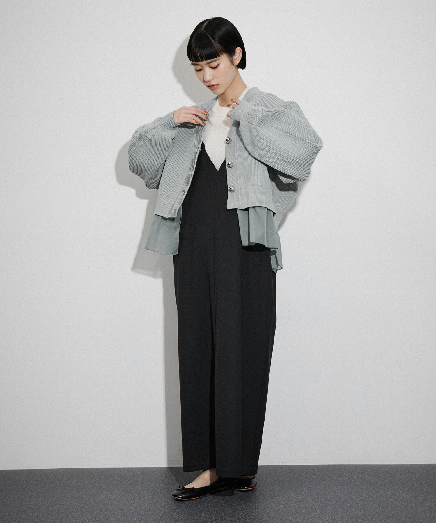 ADAM ET ROPE'「【サステナブル】シアーペプラムカーディガン」|カーディガン|