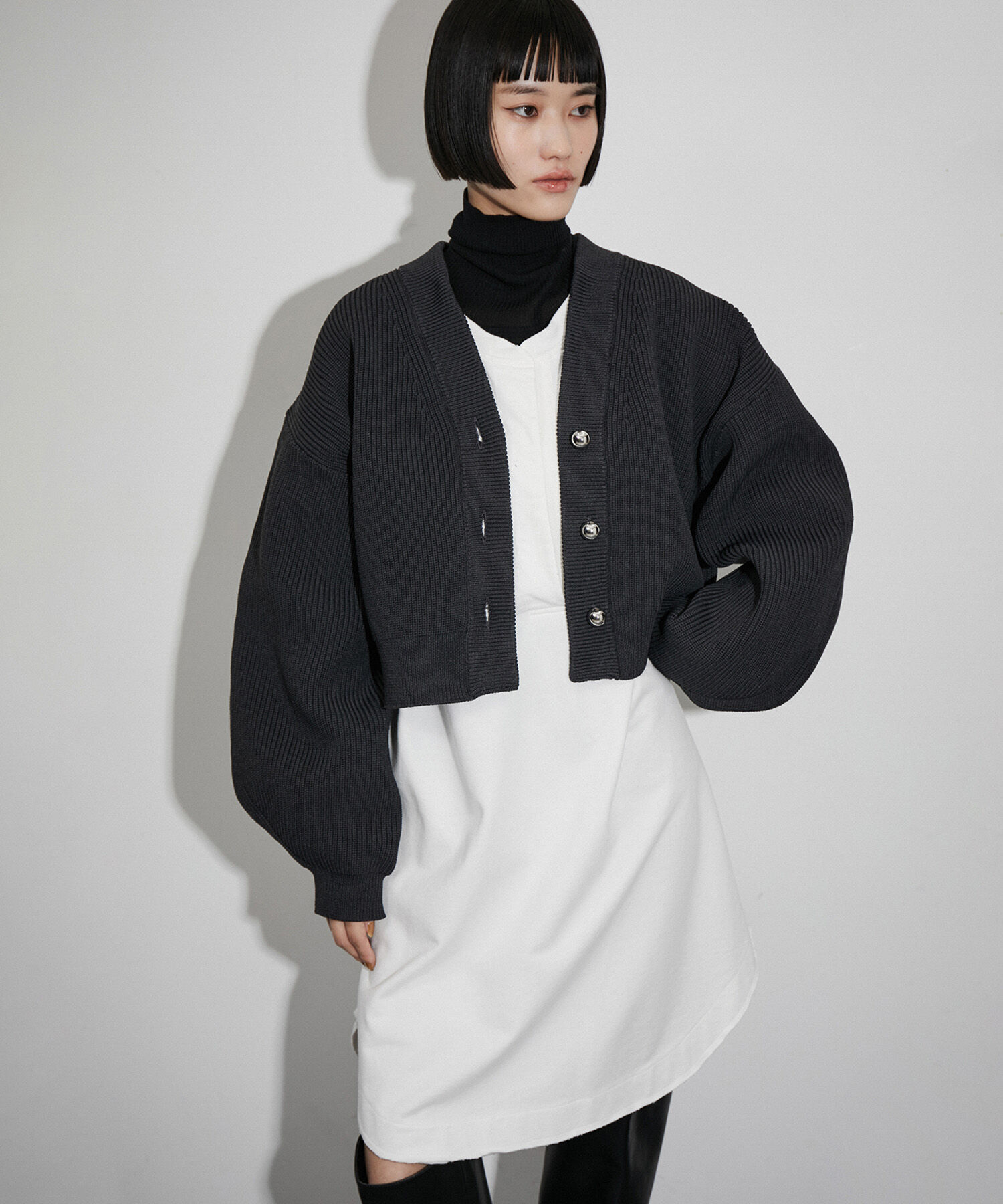 ADAM ET ROPE'「【サステナブル】シアーペプラムカーディガン」|カーディガン|