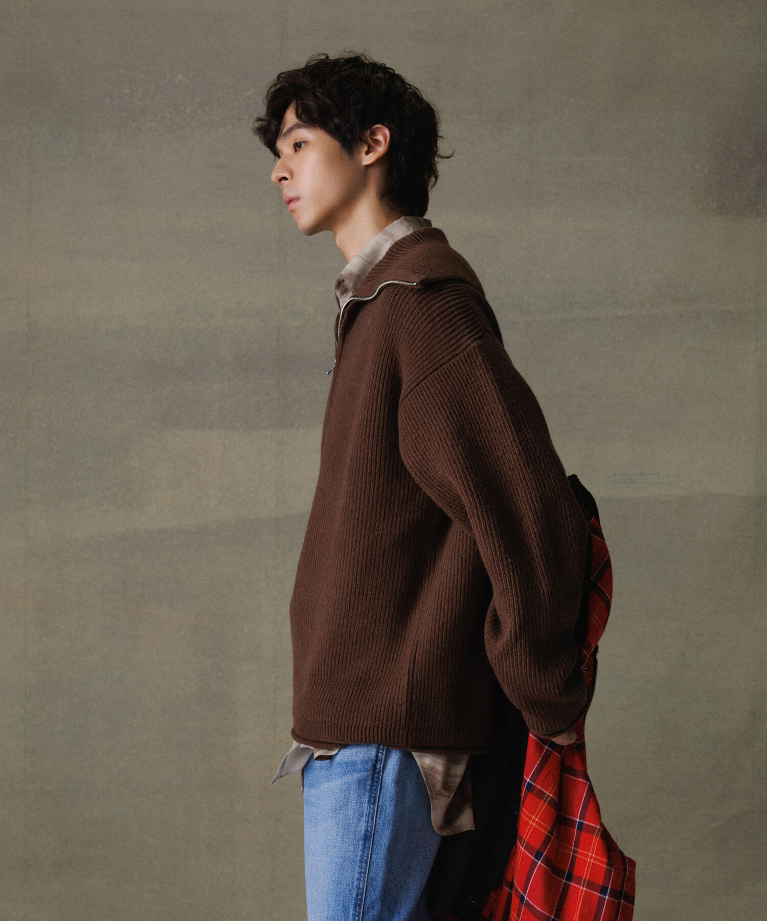 ADAM ET ROPE'「ルーズシルエット ハーフジップ ビッグカラー ニット プルオーバー / ユニセックス」|ニット・セーター|ブラウン(22)