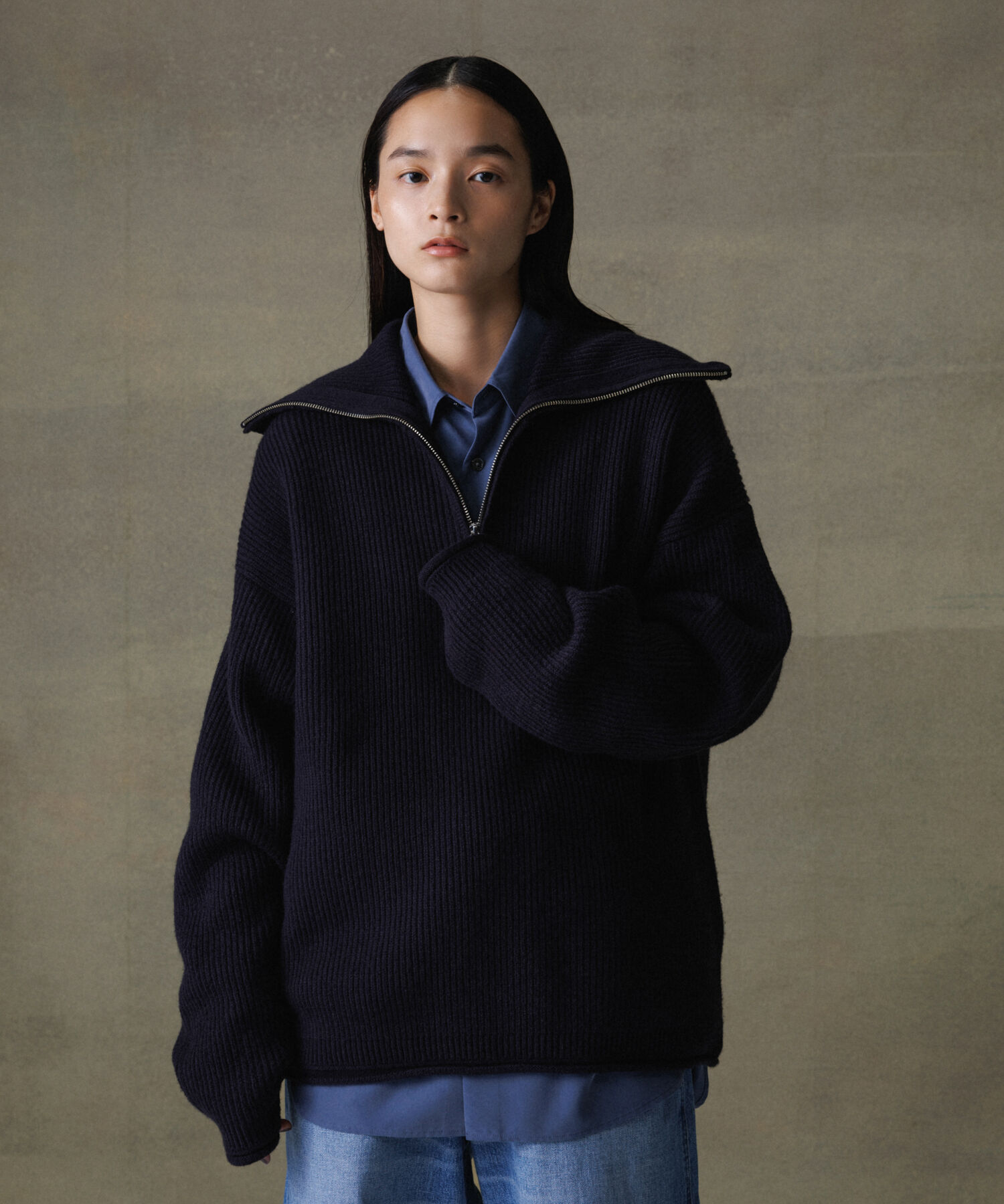 ADAM ET ROPE'「ルーズシルエット ハーフジップ ビッグカラー ニット プルオーバー / ユニセックス」|ニット・セーター|