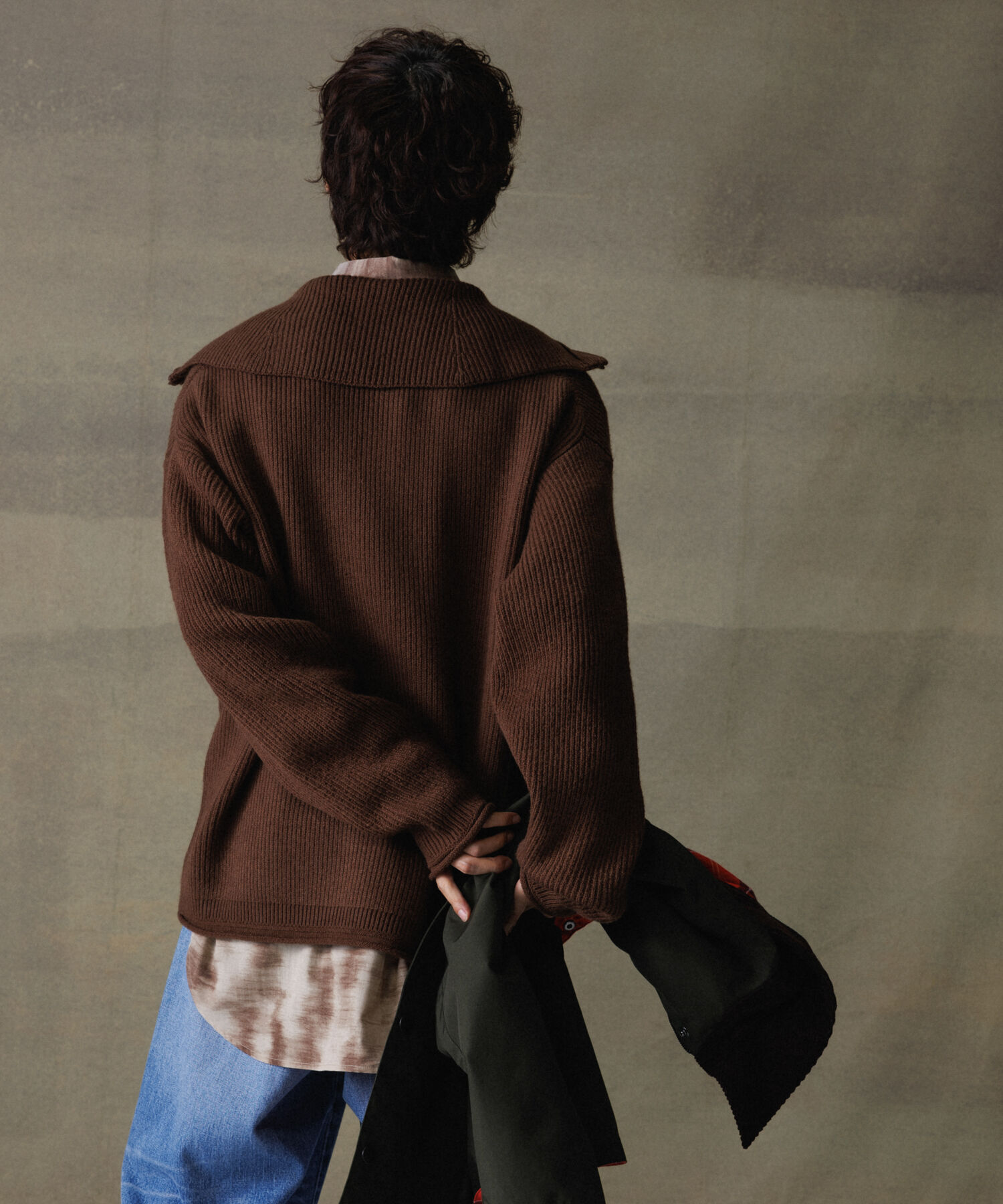 ADAM ET ROPE'「ルーズシルエット ハーフジップ ビッグカラー ニット プルオーバー / ユニセックス」|ニット・セーター|