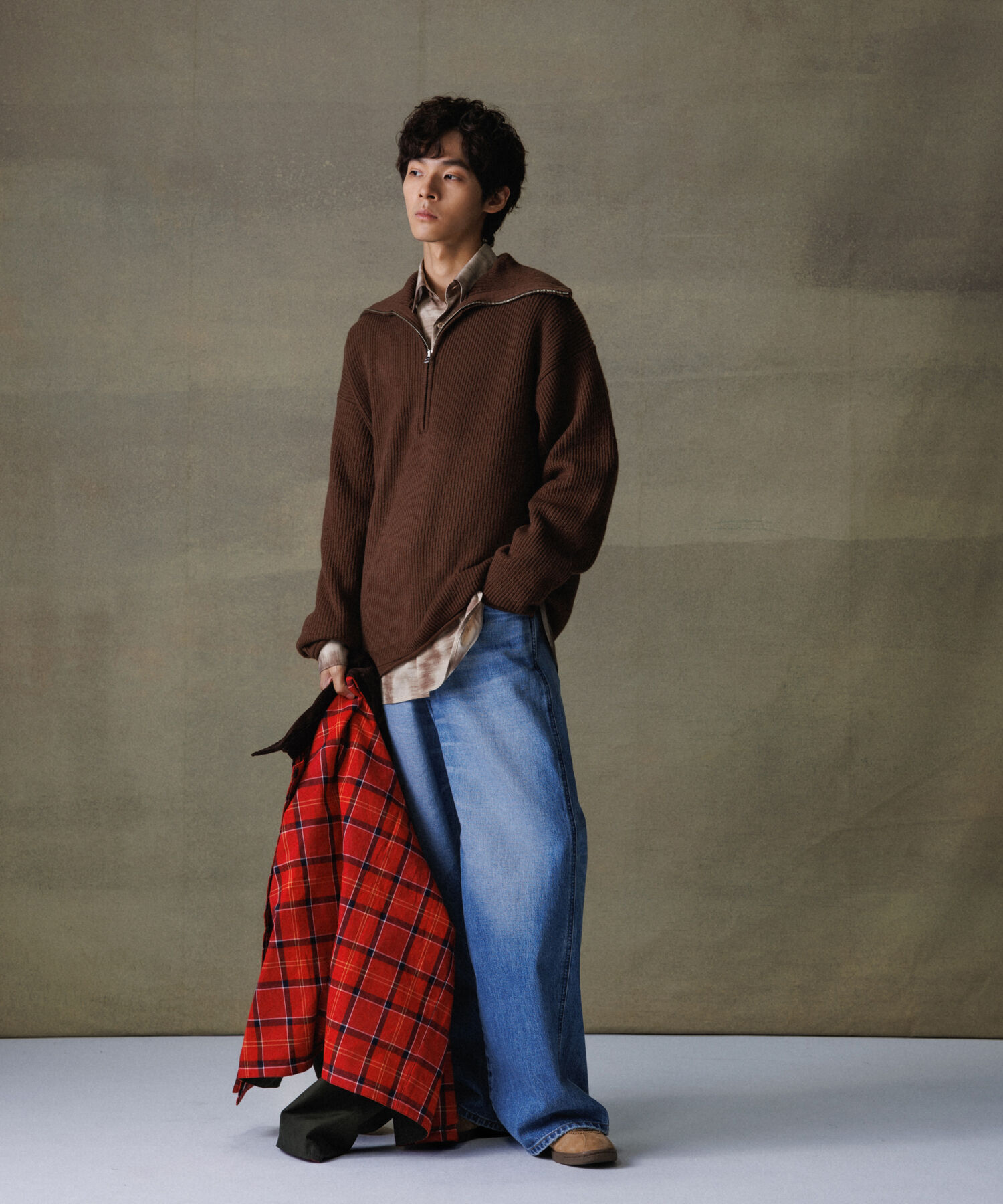 ADAM ET ROPE'「ルーズシルエット ハーフジップ ビッグカラー ニット プルオーバー / ユニセックス」|ニット・セーター|