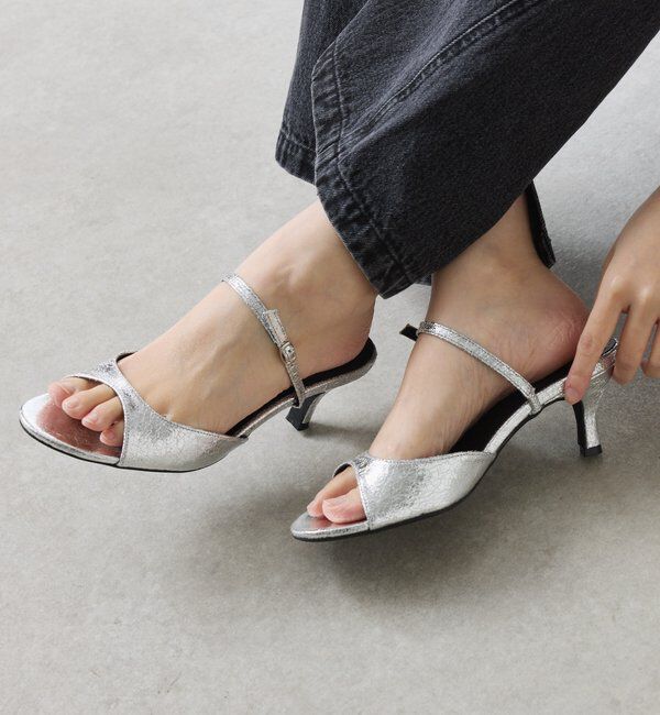  「【PAPILLONNER/パピヨネ】メタリックラウンドサンダル」|その他|