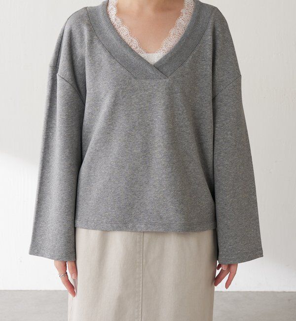  「【上品見え/小顔効果】レース付Vスウェット」|Tシャツ・カットソー|