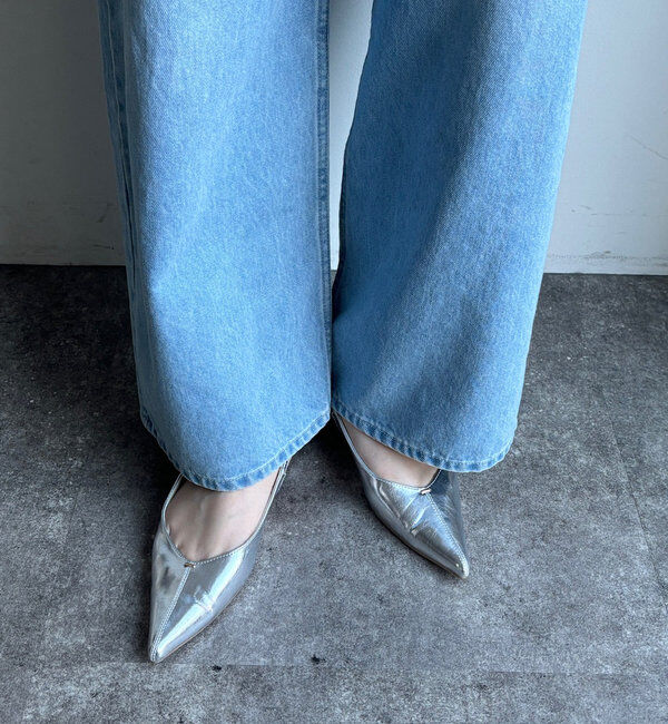  「【WEB限定】ソフトカットバックストラップパンプス」|パンプス|