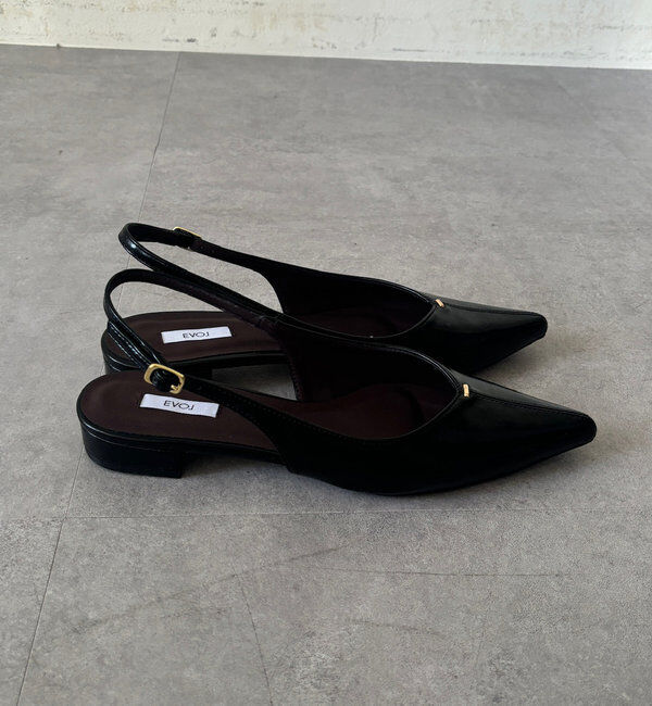  「【WEB限定】ソフトカットバックストラップパンプス」|パンプス|