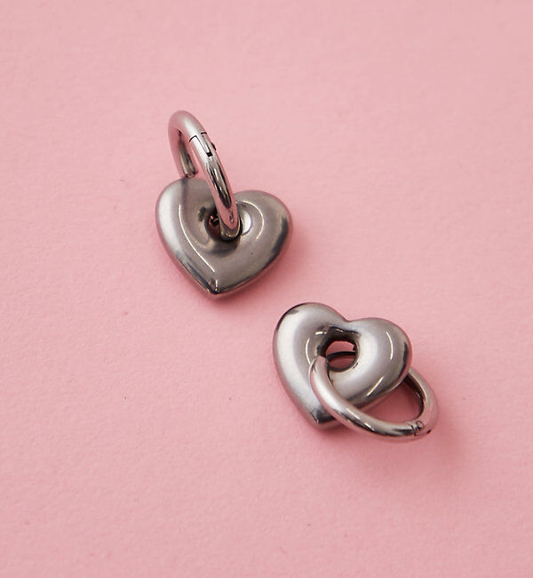  「Lara チャームピアス」|ピアス|