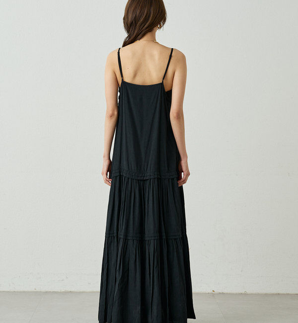  「【3サイズ展開】サテンティアードキャミワンピース」|ワンピース|