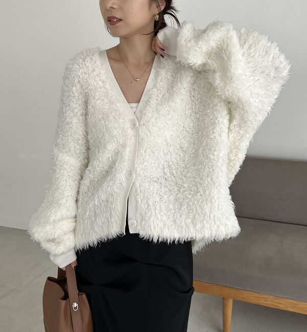  「〈VERSEAU/ヴェルソー〉フェザーハンドメイドカーディガン」|カーディガン|