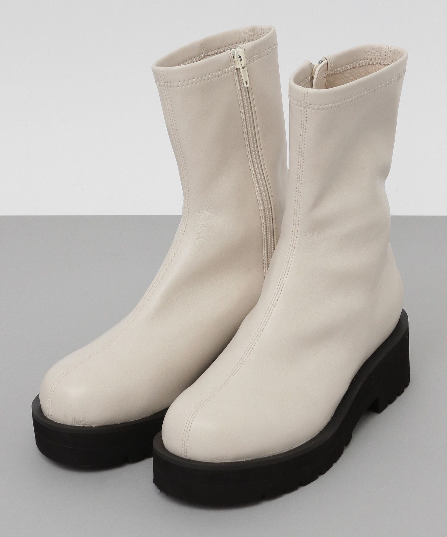 A part by 「【晴雨兼用】ストレッチショートブーツ」|ショートブーツ|ナチュラル