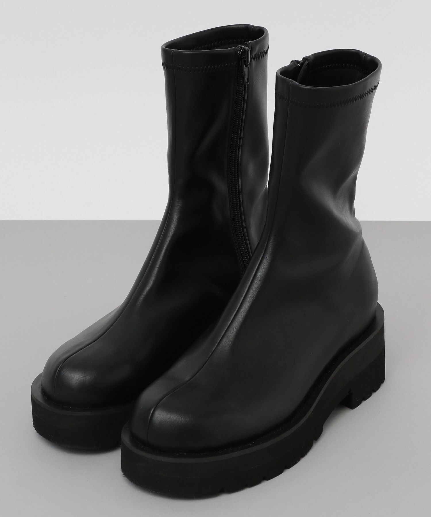 A part by 「【晴雨兼用】ストレッチショートブーツ」|ショートブーツ|